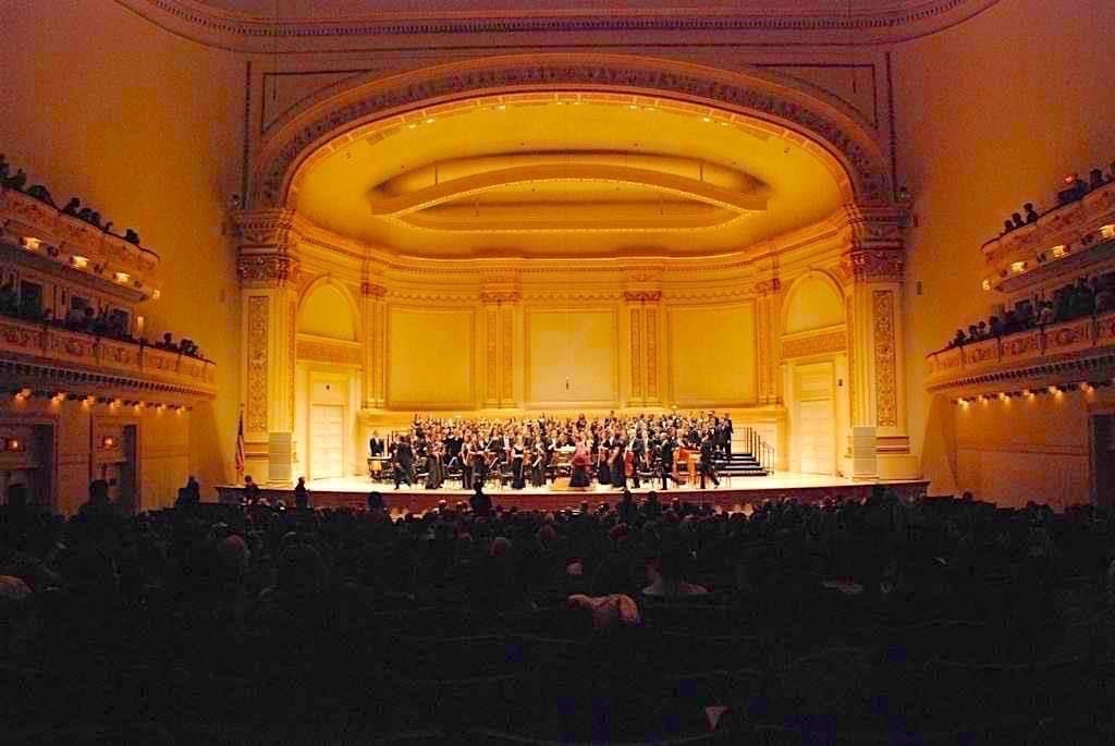 Gundi Gabrielle conducting at Carnegie Hall